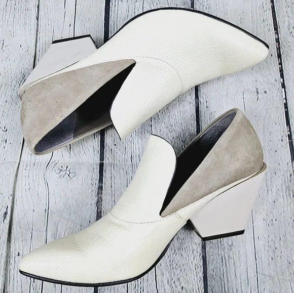 NAKED FEET | Sagitta patent & suede leather pointed toe heeled ankle booties - Picture 3 of 12